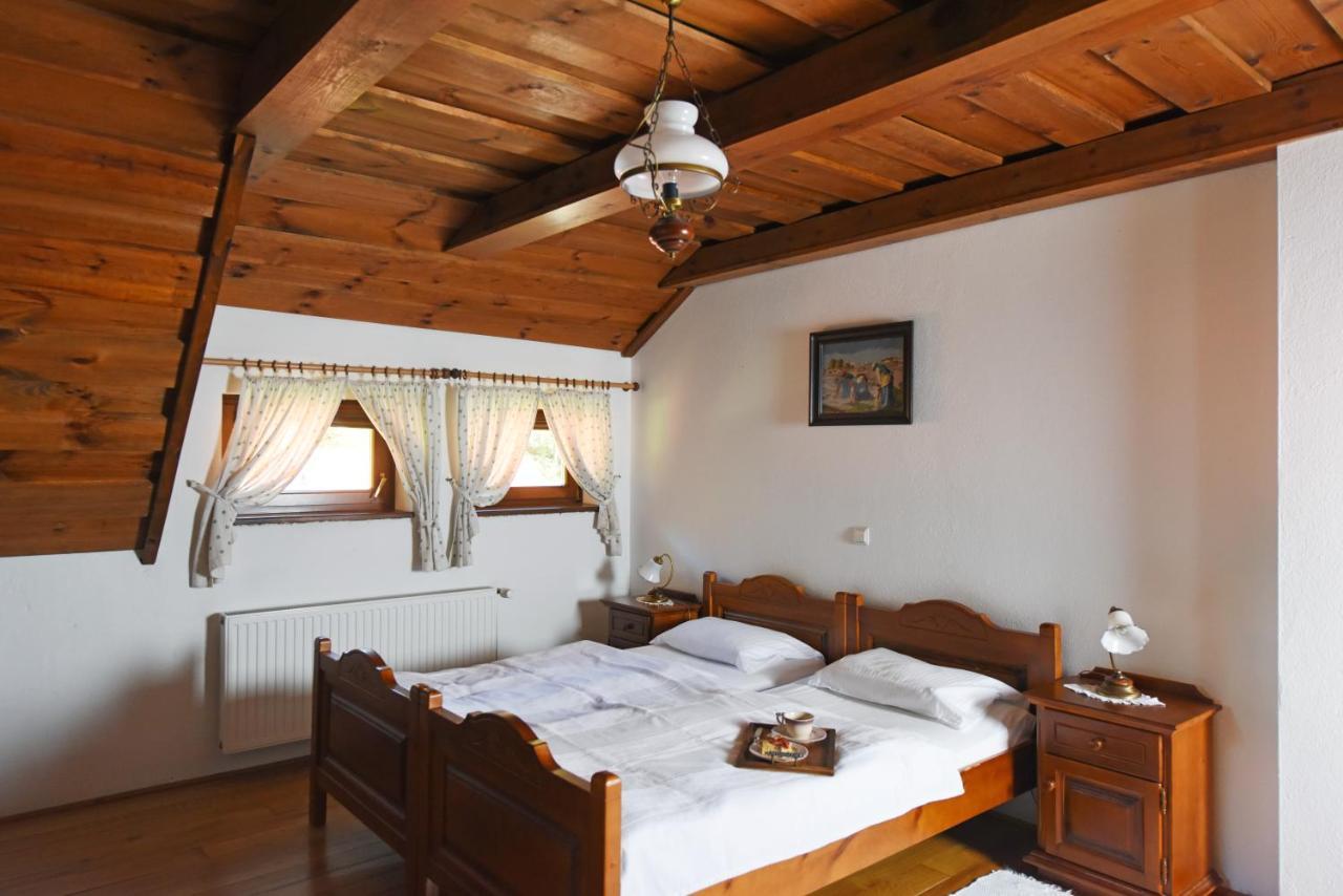 Domacija Seruga Countryside Hotel Novo Mesto Kültér fotó